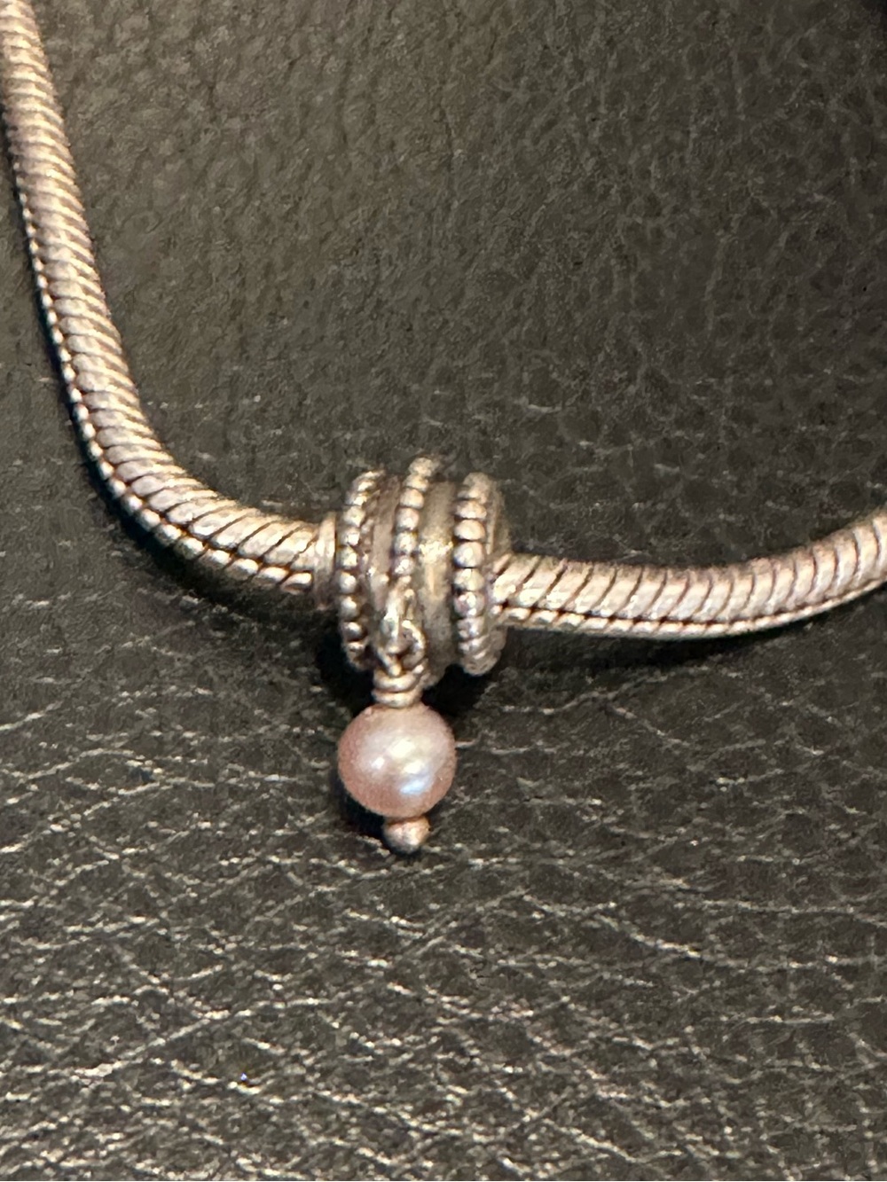 Pandora silver charm bracelet with one charm - Picture 10 of 11
